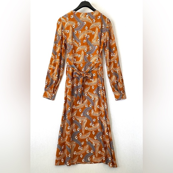 & Other Stories Floral Feather Print Midi Dress - Picture 4 of 10